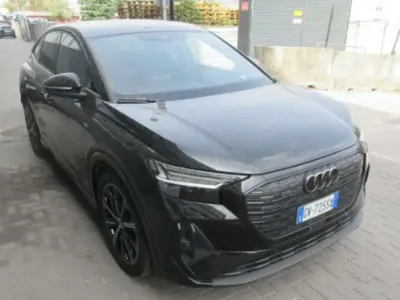 Usata Audi Q4 Sportback e-tron S-Line 210 kW (286 CV) 2024 Nero mito metallizzato SUV