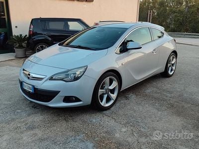 Opel Astra GTC