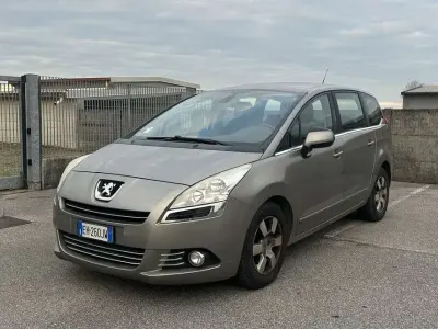 Usata Peugeot 5008