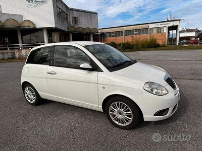 Usata Lancia Ypsilon 77 CV (56 kW) 2009 Bianco Utilitaria