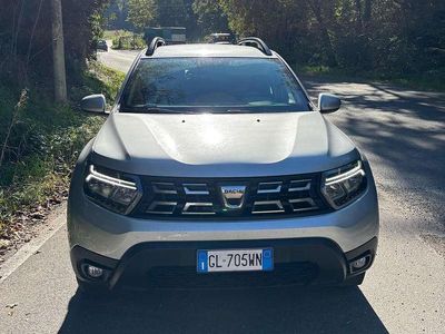 Usata Dacia Duster 105 CV (77 kW) 2022 Grigio Station wagon