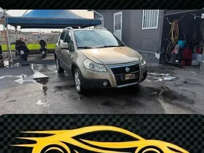 Usata Fiat Sedici Dynamic 120 CV (88 kW) 2008 Giallo SUV
