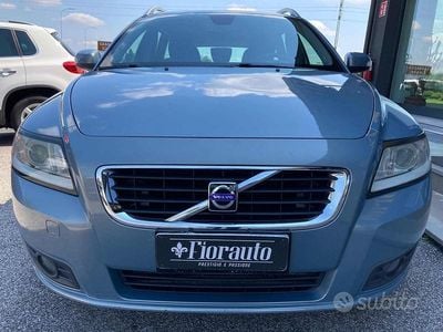 Usata Volvo V50 Summum 136 CV (100 kW) 2008 Blu Station wagon