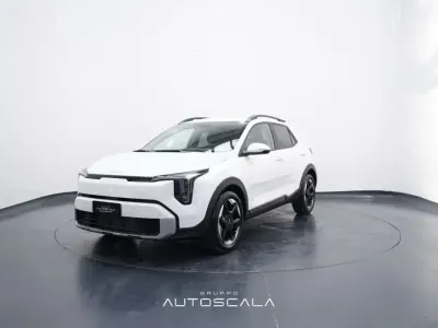 Nuova Kia Stonic Style 116 CV (85 kW) 2025 Clear white SUV