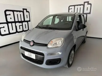 Usata Fiat Panda 69 CV (50 kW) 2022 Grigio Utilitaria