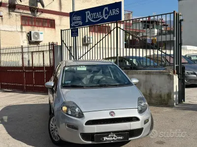 Usata Fiat Punto Evo 85 CV (62 kW) 2012 Grigio Utilitaria