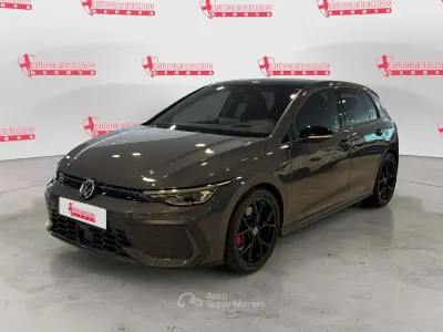Usata VW Golf VIII GTI 265 CV (194 kW) 2025 Gray Berlina