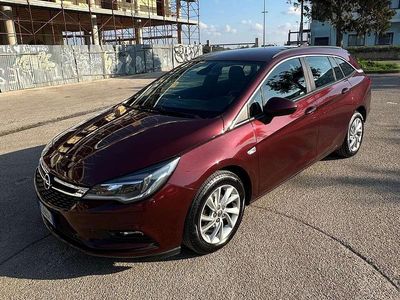 Usata Opel Astra Dynamic 110 CV (80 kW) 2018 Bordeaux Station wagon