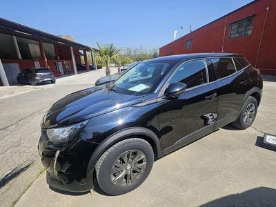 Begagnad Peugeot 2008 Active 110 HK (80 kW) 2021 Svart SUV