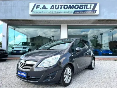 Usata Opel Meriva Cosmo 120 CV (88 kW) 2013 Grigio scuro Monovolume