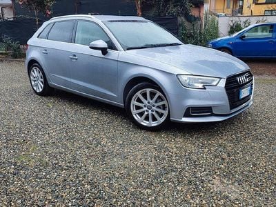 Usata Audi A3 Design 115 CV (84 kW) 2018 Argento Berlina