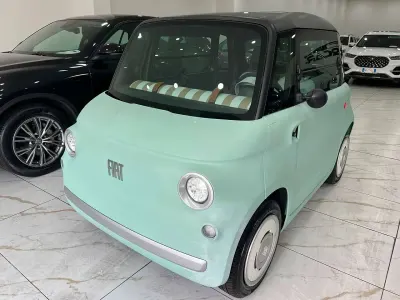 Usata Fiat Topolino 5 kW (8 CV) 2024 Other Utilitaria
