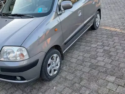 Usata Hyundai Atos 59 CV (43 kW) 2004 Grigio Utilitaria