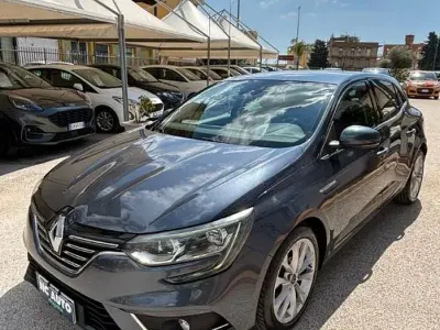 Usata Renault Mégane Intens 109 CV (80 kW) 2017 Blu Berlina