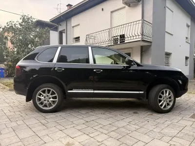 Usata Porsche Cayenne 250 CV (183 kW) 2004 Nero SUV