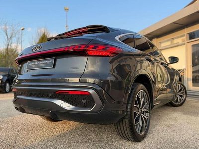 Nuova Audi Q5 Sportback S-Line 204 CV (150 kW) 2026 Grigio SUV