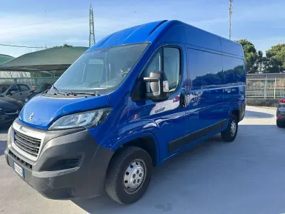 Usata Peugeot Boxer 131 CV (96 kW) 2019 Blu/azzurro Furgone