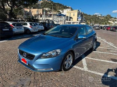 Usata Volvo V40 2015 Blu Berlina