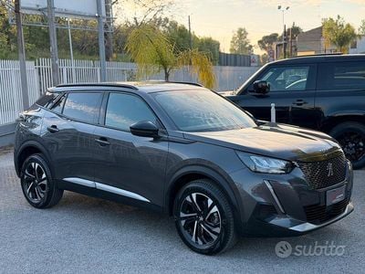 Usata Peugeot 2008 Allure 131 CV (96 kW) 2022 Grigio SUV