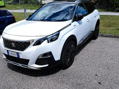 Usata Peugeot 3008 120 CV (88 kW) 2017 Bianco SUV