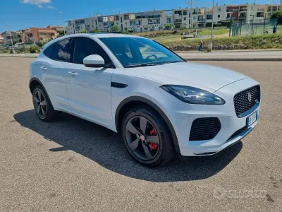 Usata Jaguar E-Pace Chequered Flag 200 CV (147 kW) 2021 Bianco SUV