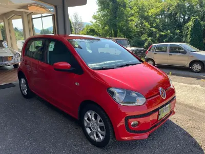 Usata VW up! CLUB 60 CV (44 kW) 2016 Rosso Utilitaria
