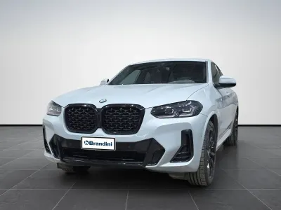 Usata BMW X4 M Sport 190 CV (139 kW) 2023 Brooklyn grey metallic SUV