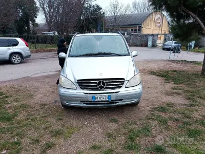 Usata Mercedes Viano 150 CV (110 kW) 2008 Grigio Monovolume