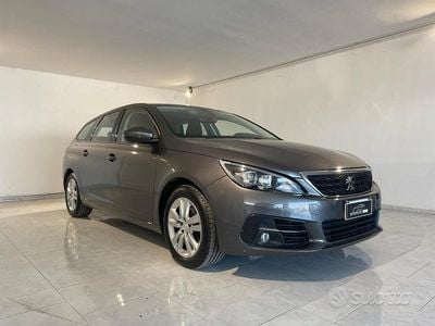 Usata Peugeot 308 Allure 131 CV (96 kW) 2019 Grigio Station wagon