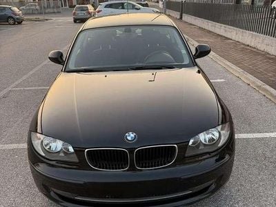 Occasion BMW 118 143 ch (105 kW) 2011 Citadine