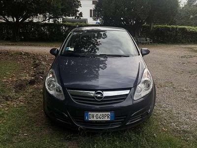 Usata Opel Corsa Club 80 CV (58 kW) 2009 Utilitaria