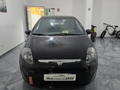 Usata Fiat Punto Evo Dynamic 69 CV (50 kW) 2011 Nero Utilitaria