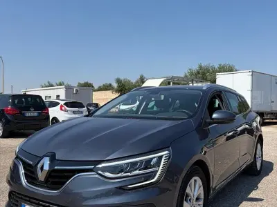 Usata Renault Mégane GrandTour Equilibre 116 CV (85 kW) 2022 Grigio Station wagon