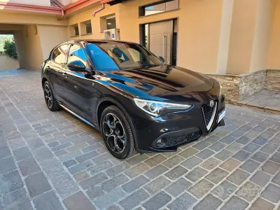 Usata Alfa Romeo Stelvio Ti 209 CV (153 kW) 2022 Nero SUV