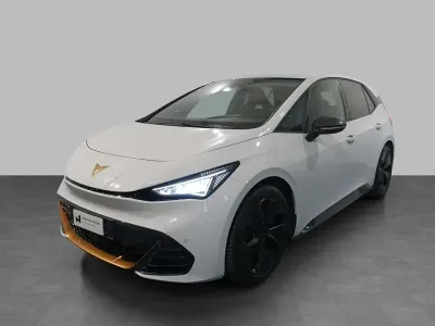 Usata Cupra Born e-Boost 169 kW (231 CV) 2023 Bianco nevada Utilitaria
