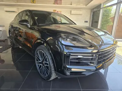 Nuova Porsche Cayenne Coupe Black Edition 354 CV (260 kW) 2026 Nero Coupé
