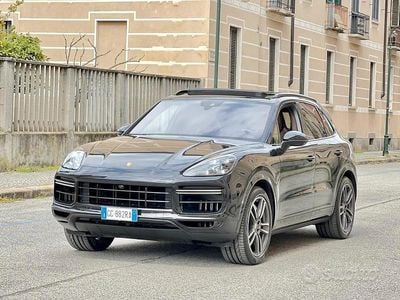Usata Porsche Cayenne Turbo 550 CV (404 kW) 2021 Nero SUV