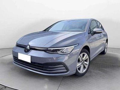 Usata VW Golf VIII Life 116 CV (85 kW) 2022 Grigio Berlina