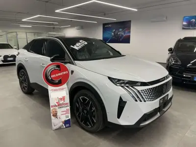 Nuova Peugeot 3008 GT 136 CV (100 kW) 2026 Bianco okenite SUV