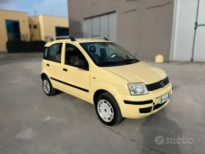 Usata Fiat Panda 69 CV (50 kW) 2012 Giallo Utilitaria