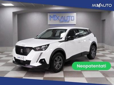 Usata Peugeot 2008 Active 102 CV (75 kW) 2022 Bianco SUV