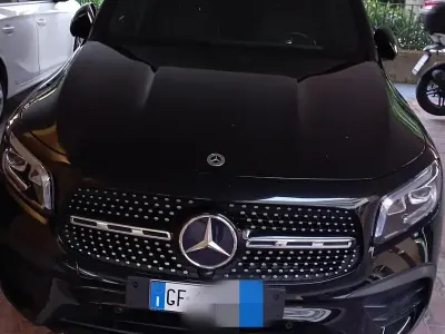 Usata Mercedes GLB200 AMG line 2021 Nero SUV