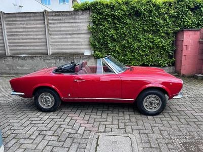 Usata Fiat 124 Spider 1960 Rosso Cabrio