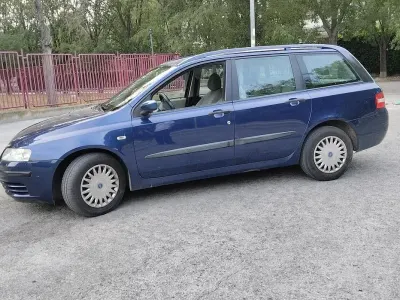 Usata Fiat Stilo 116 CV (85 kW) 2004 Bluazzurro Station wagon