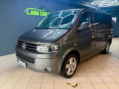 Usata VW Multivan Highline 180 CV (132 kW) 2012 Grigio Furgone