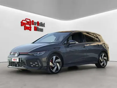 Usata VW Golf VIII GTI 265 CV (194 kW) 2025 Dolphin grey  tetto black Berlina