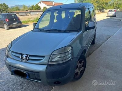 Usata Peugeot Partner 2003 Verde Monovolume