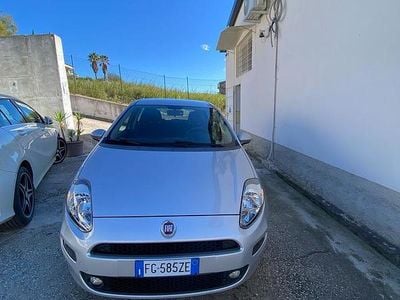 Usata Fiat Punto Street 95 CV (69 kW) 2017 Grigio Utilitaria