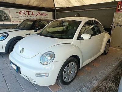 Usata VW Beetle 101 CV (74 kW) 2006 Bianco Utilitaria