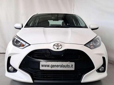 Usata Toyota Yaris Active 72 CV (52 kW) 2023 Bianco Utilitaria